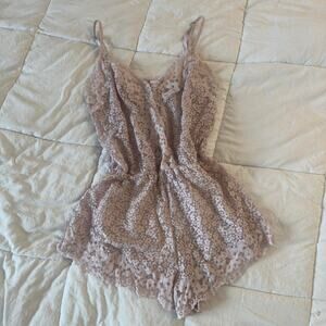 Light pink lace romper size